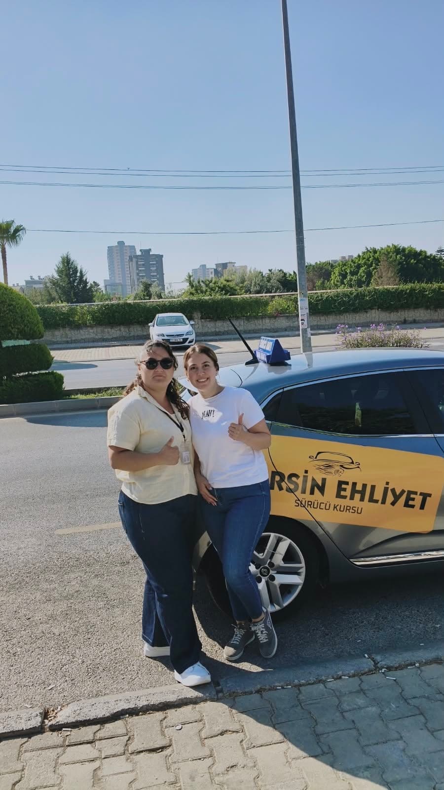 Direksiyon sınavını başarıyla geçen kursiyerimiz