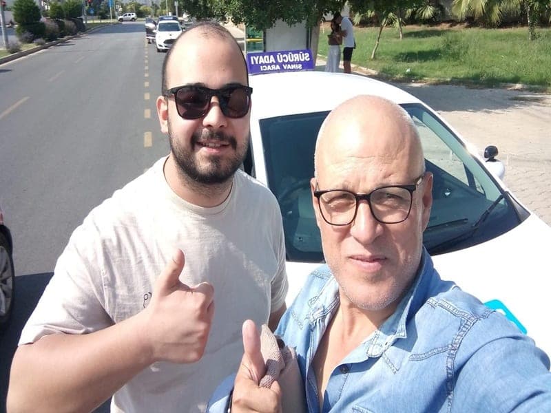 Direksiyon eğitimi sonrası kursiyer ve eğitmen